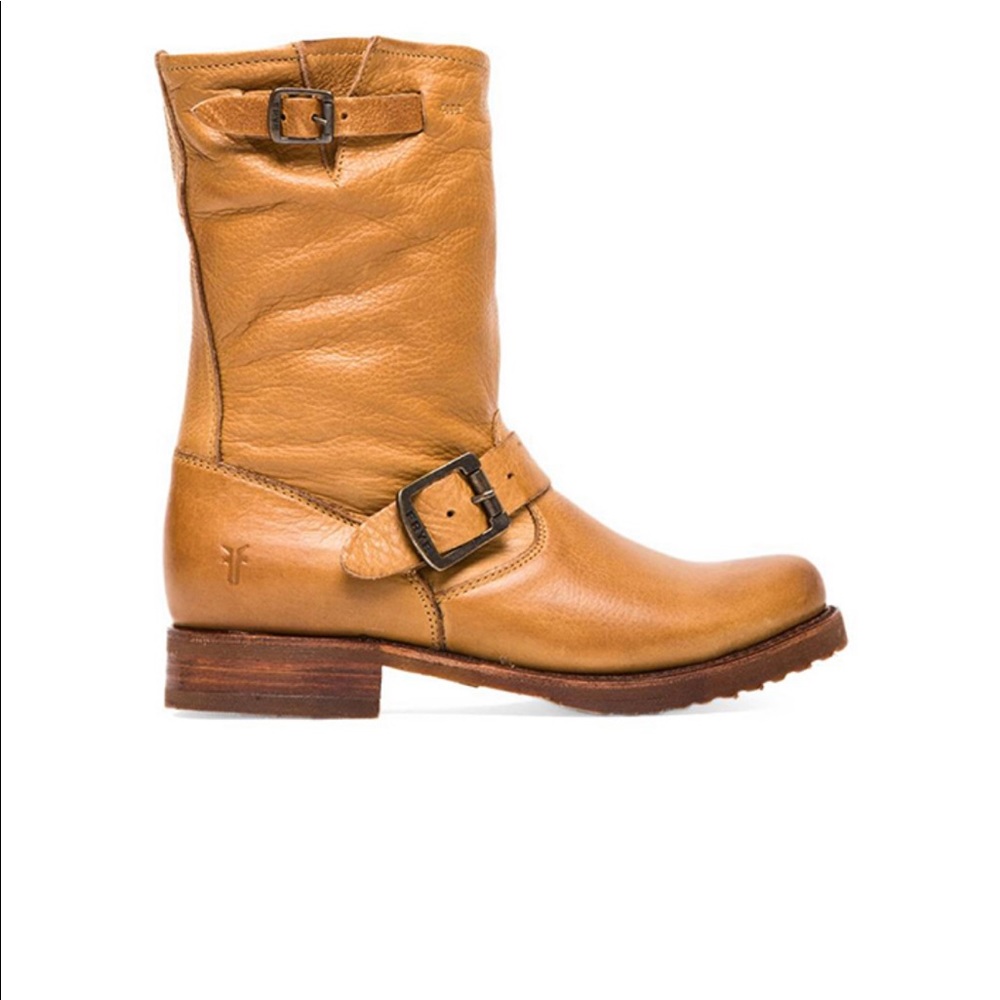 Frye Veronica Shortie Bootie In Camel